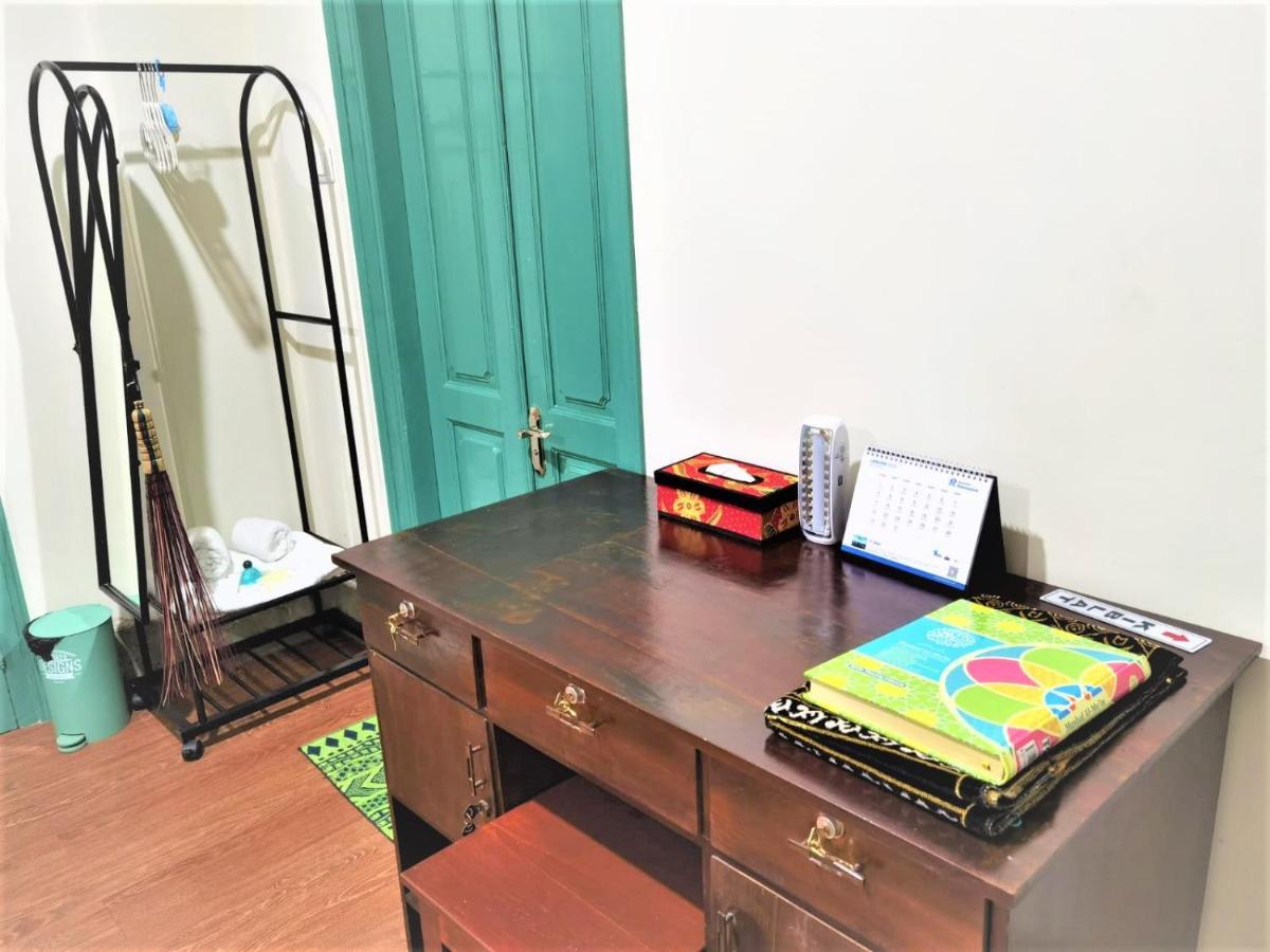 Ndalem Kinasih Homestay Syariah Surakarta  Екстер'єр фото