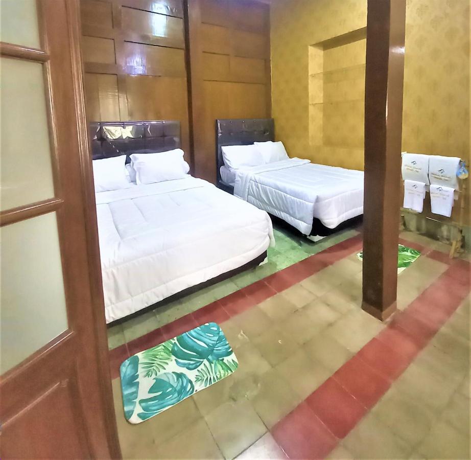 Ndalem Kinasih Homestay Syariah Surakarta  Екстер'єр фото